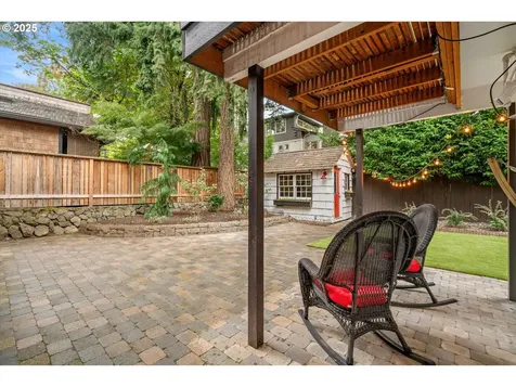 16636 Maple Circle Lake Oswego OR 97034