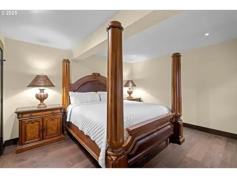 16636 Maple Circle Lake Oswego OR 97034