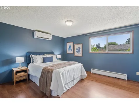 255 W Berkeley Street Gladstone OR 97027