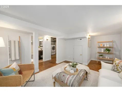 5815 N Boston Avenue Portland OR 97217
