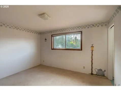 716 Scott Street Reedsport OR 97467