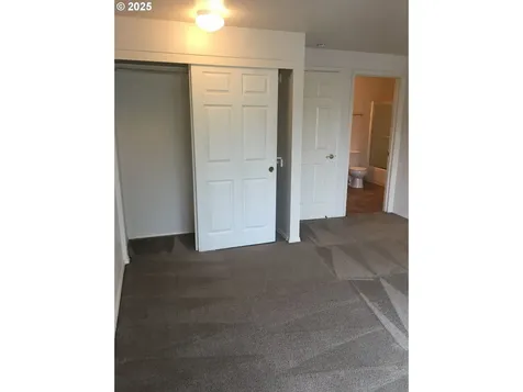 615 S Nevada Street Portland OR 97219
