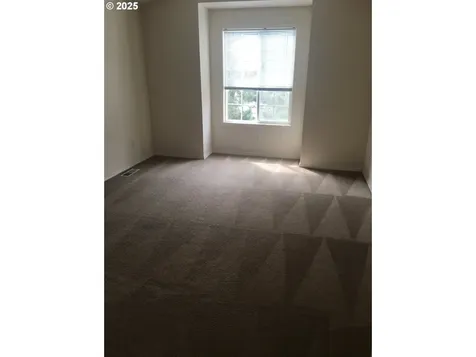 615 S Nevada Street Portland OR 97219