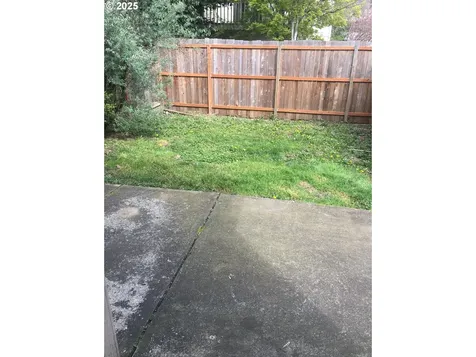 615 S Nevada Street Portland OR 97219
