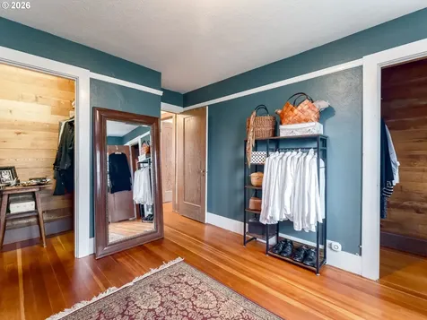 1036 NE Cowls Street Mcminnville OR 97128