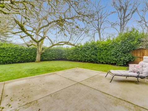 1036 NE Cowls Street Mcminnville OR 97128