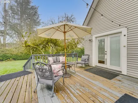 1036 NE Cowls Street Mcminnville OR 97128