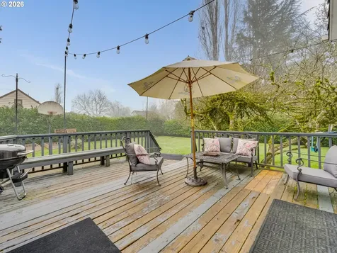 1036 NE Cowls Street Mcminnville OR 97128