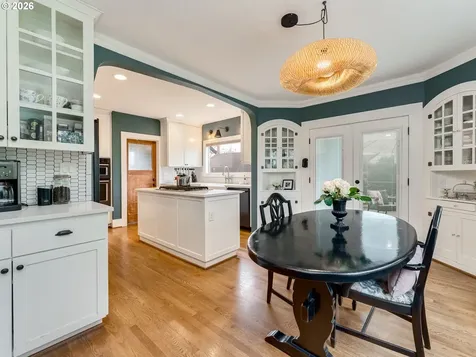 1036 NE Cowls Street Mcminnville OR 97128