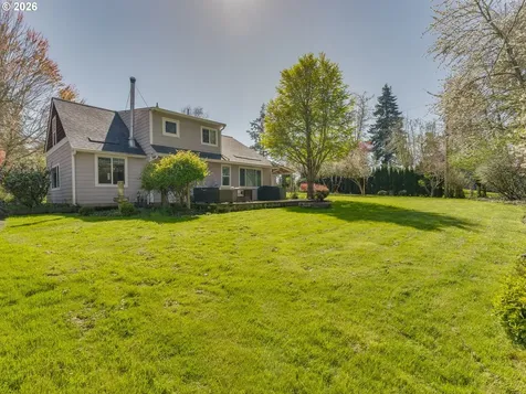 3249 64th Place NE Salem OR 97305