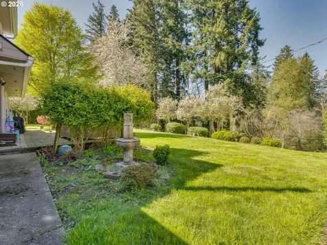 3249 64th Place NE Salem OR 97305