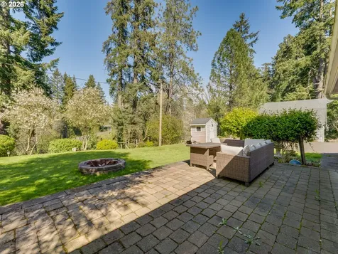3249 64th Place NE Salem OR 97305