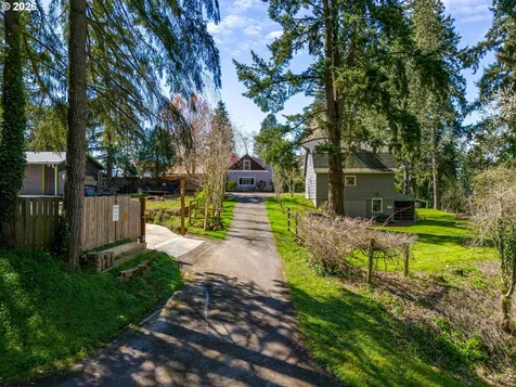 3249 64th Place NE Salem OR 97305