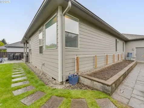 17711 NE 25th Street Vancouver WA 98684