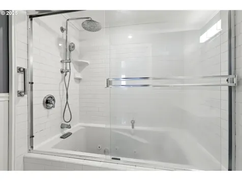 101 NE 95th Avenue Vancouver WA 98664
