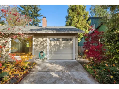 12615 SW Edgewood Street Portland OR 97225