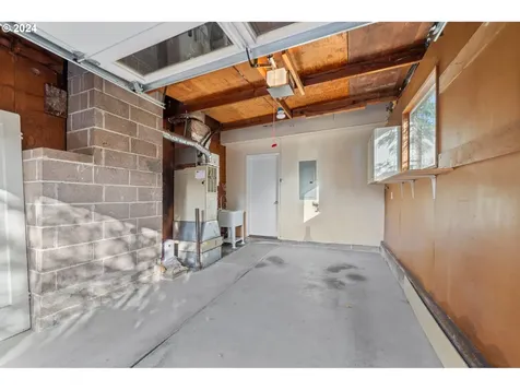 12615 SW Edgewood Street Portland OR 97225