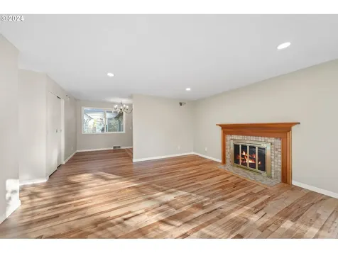 12615 SW Edgewood Street Portland OR 97225