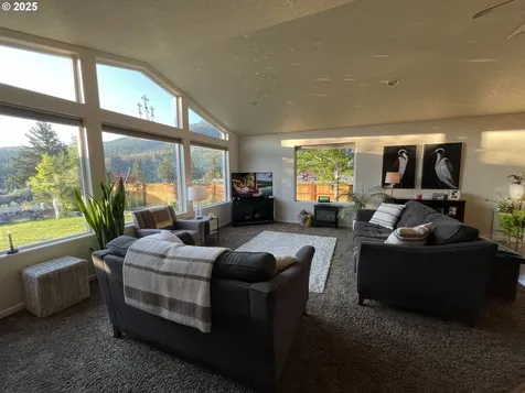 265 Elkview Drive Canyon City OR 97820