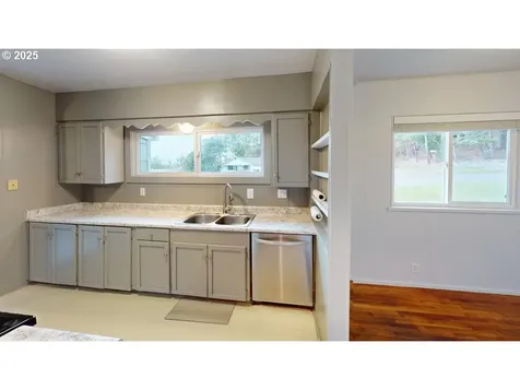 94058 Iris Street Gold Beach OR 97444