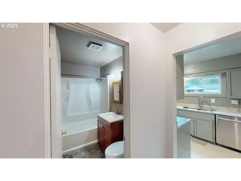 94058 Iris Street Gold Beach OR 97444