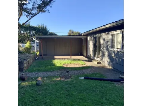 94058 Iris Street Gold Beach OR 97444