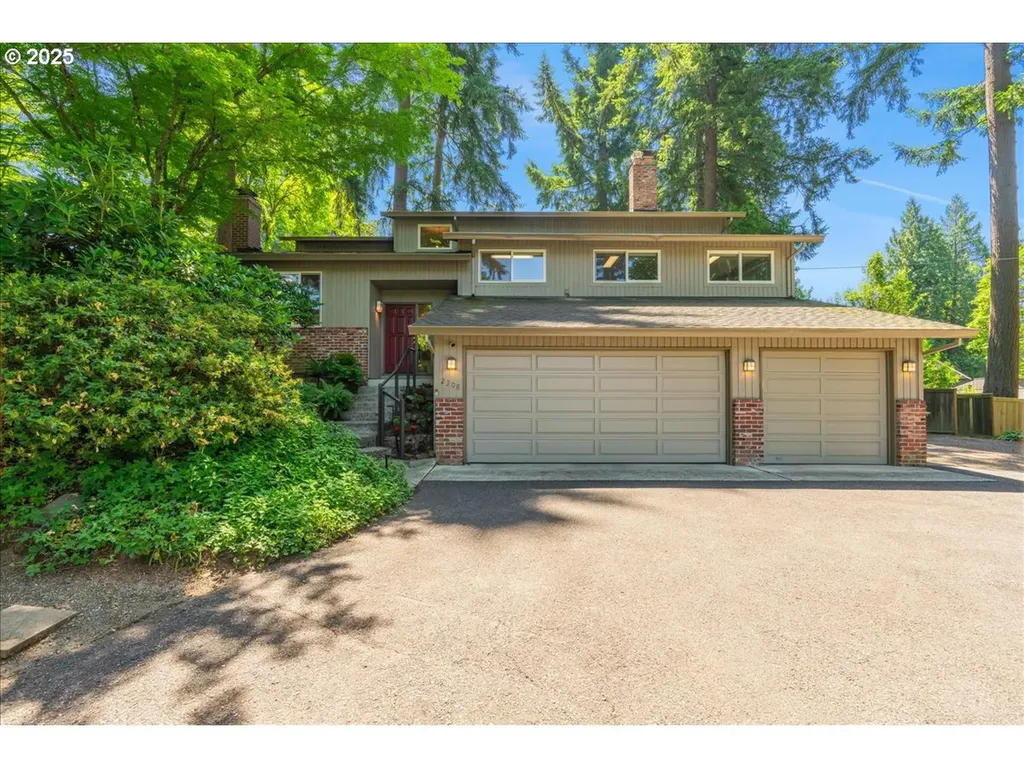 2308 Summit Drive Lake Oswego OR 97034