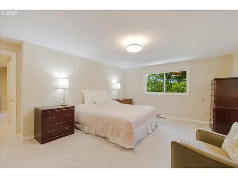 2308 Summit Drive Lake Oswego OR 97034