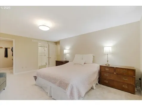 2308 Summit Drive Lake Oswego OR 97034