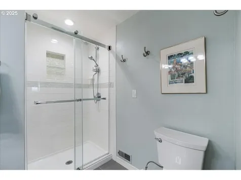 2308 Summit Drive Lake Oswego OR 97034