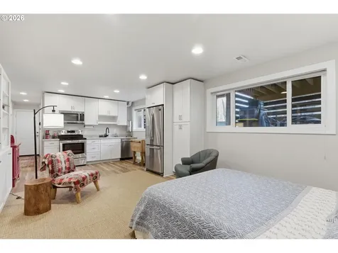 6605 Parkway Drive Gladstone OR 97027