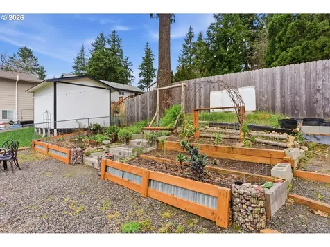 6605 Parkway Drive Gladstone OR 97027