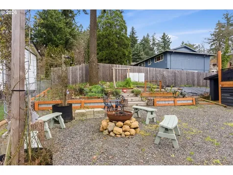 6605 Parkway Drive Gladstone OR 97027