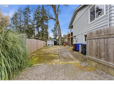6605 Parkway Drive Gladstone OR 97027