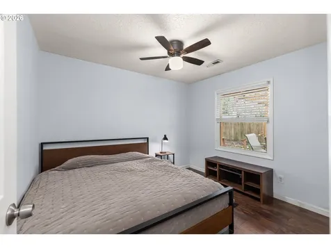 1716 SE 157th Avenue Portland OR 97233
