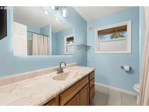 1716 SE 157th Avenue Portland OR 97233