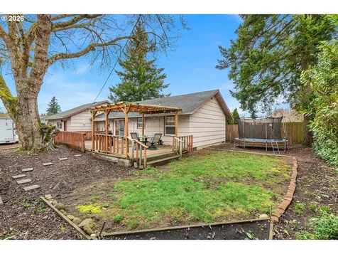 1716 SE 157th Avenue Portland OR 97233