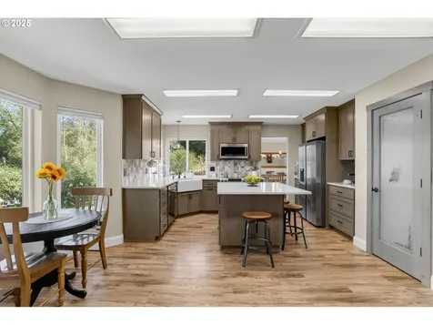 32102 NW Eagle Crest Drive Ridgefield WA 98642