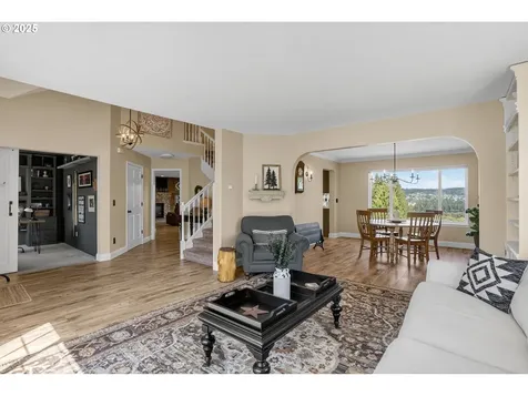 32102 NW Eagle Crest Drive Ridgefield WA 98642