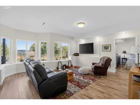 32102 NW Eagle Crest Drive Ridgefield WA 98642