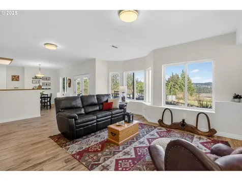 32102 NW Eagle Crest Drive Ridgefield WA 98642