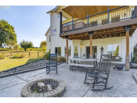 32102 NW Eagle Crest Drive Ridgefield WA 98642