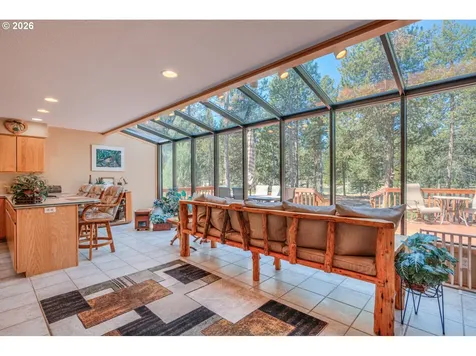 55877 Wood Duck Drive Bend OR 97707