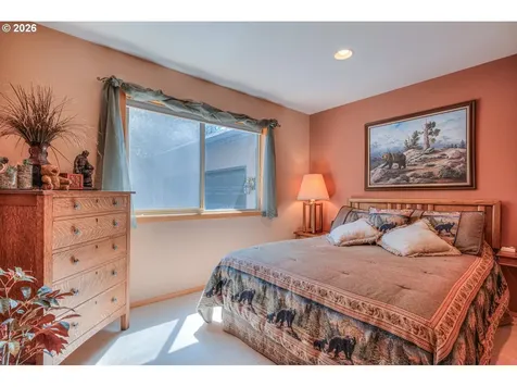 55877 Wood Duck Drive Bend OR 97707