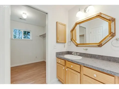 1334 N Terry Street Portland OR 97217
