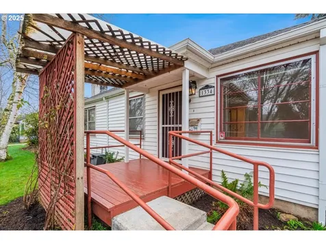 1334 N Terry Street Portland OR 97217
