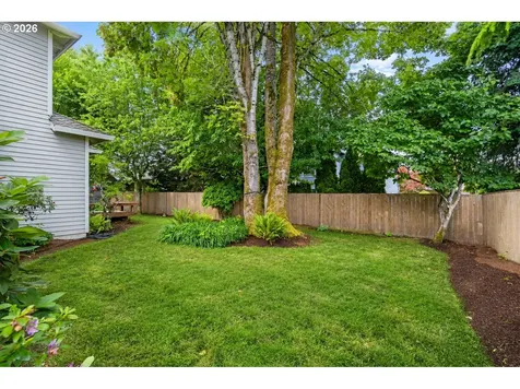 9534 NW Engleman Street Portland OR 97229