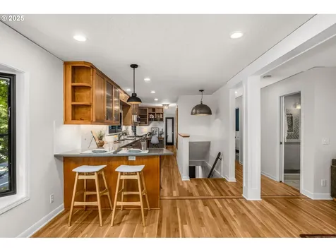 2461 SW Sunset Boulevard Portland OR 97239