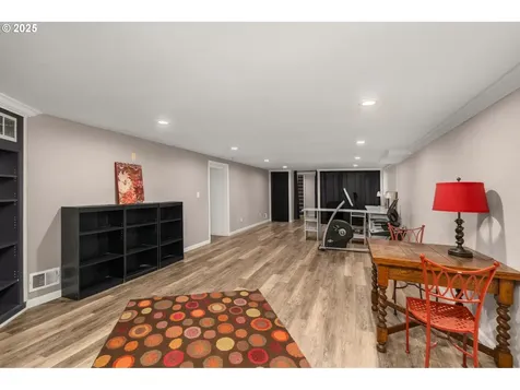 2461 SW Sunset Boulevard Portland OR 97239