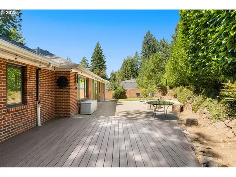2461 SW Sunset Boulevard Portland OR 97239